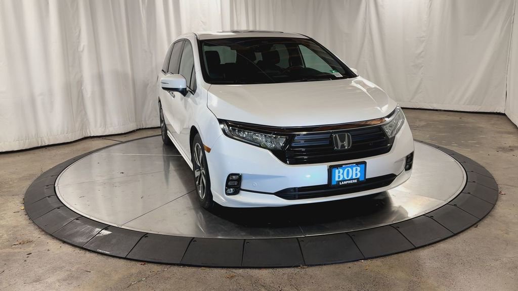 Used 2023 Honda Odyssey Touring image 4