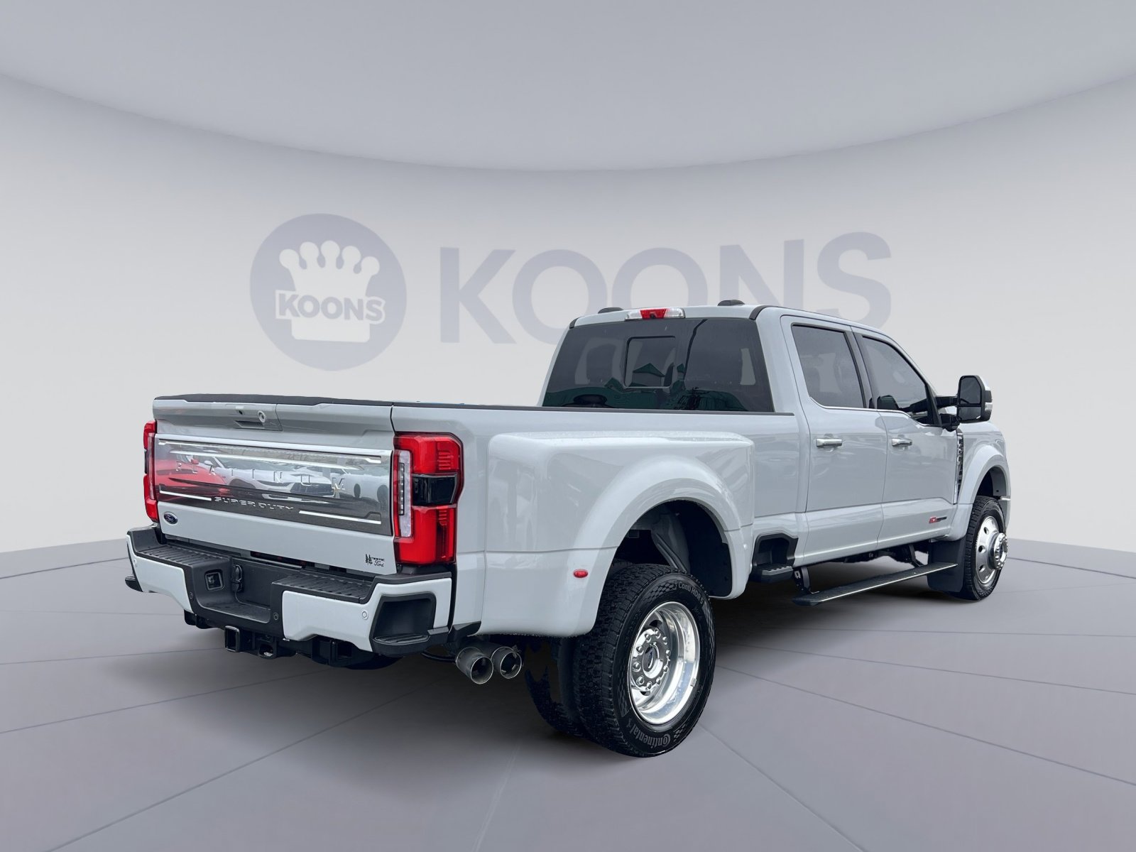 Certified 2026 Ford F450 Platinum w/ Platinum Plus Package image 7