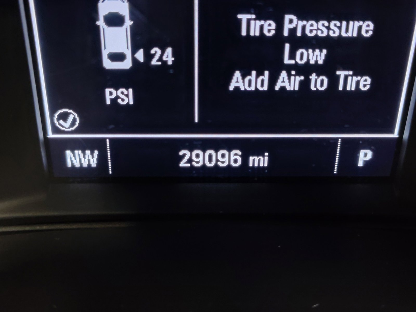 Used 2020 Chevrolet Malibu LS FWD image 2