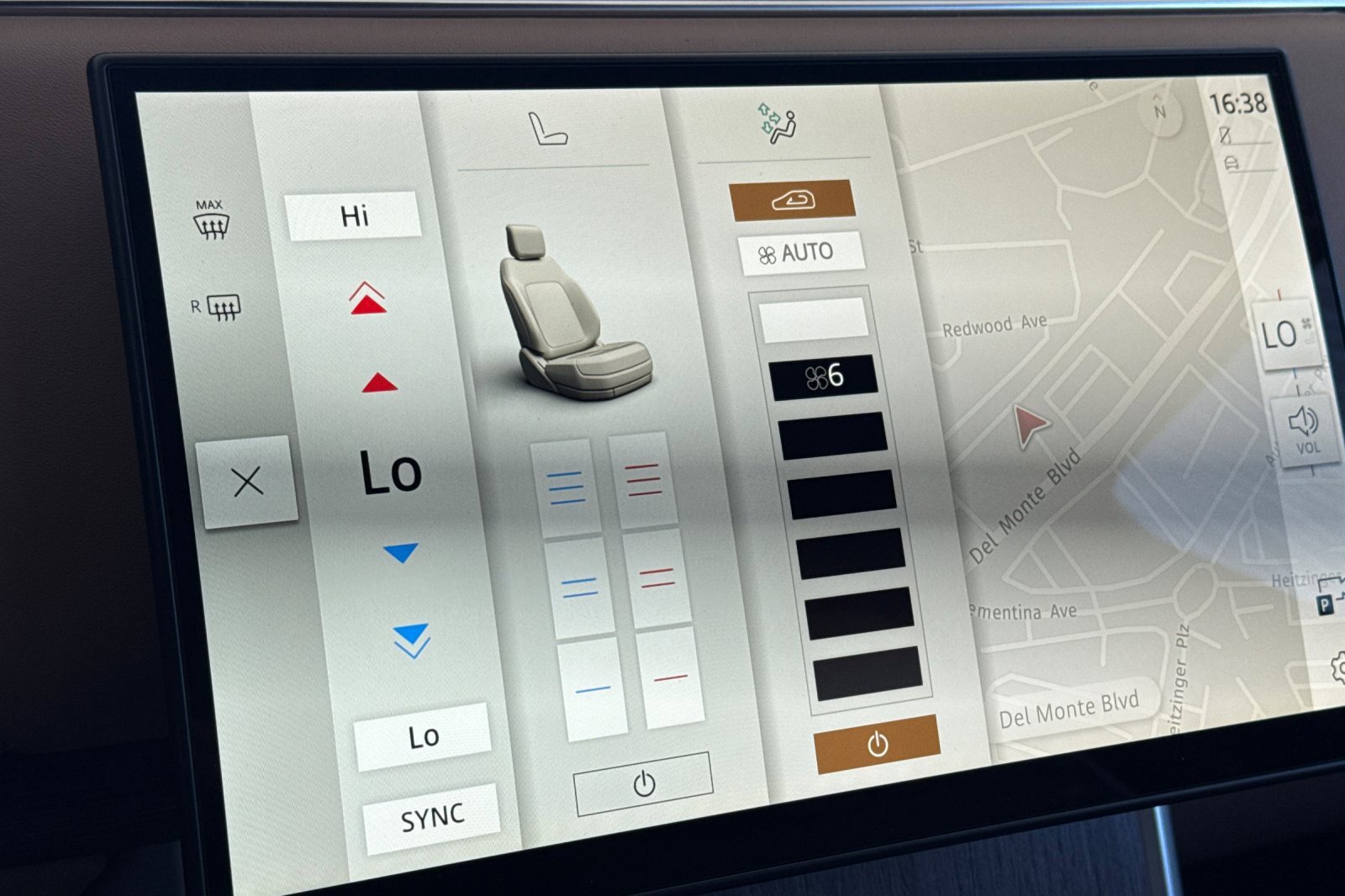 New 2025 Land Rover Range Rover SE image 20