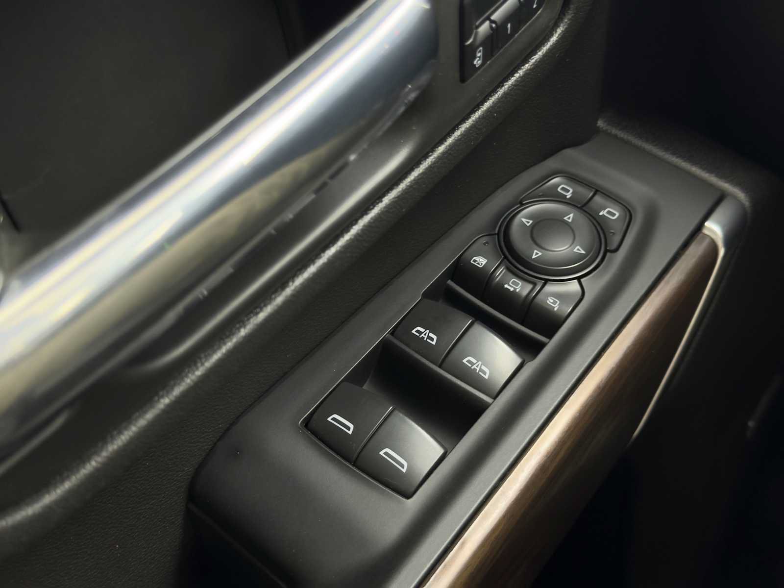 Used 2022 GMC Sierra 2500 SLT AWD/4WD image 4