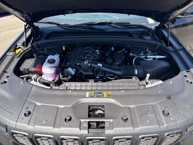 New 2025 Jeep Grand Cherokee L Limited w/ Black Appearance Package AWD/4WD image 30