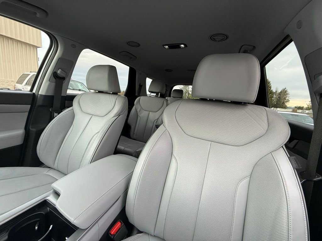 Used 2023 Hyundai Palisade SEL AWD/4WD image 7