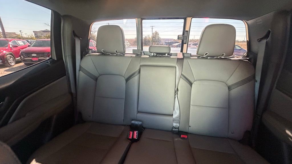 Used 2025 Chevrolet Colorado ZR2 w/ Technology Package image 28