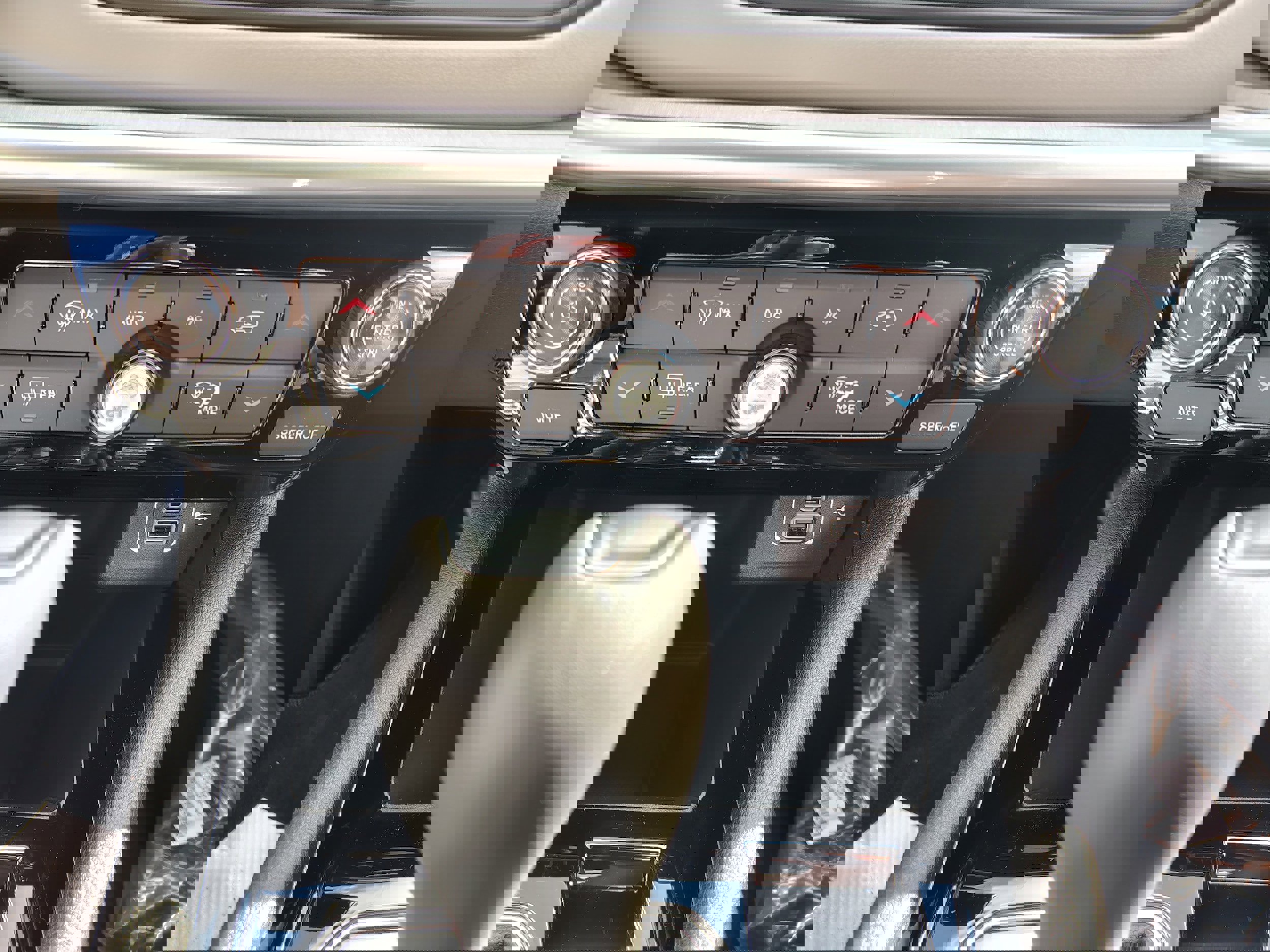 New 2026 Jeep Compass Limited image 33