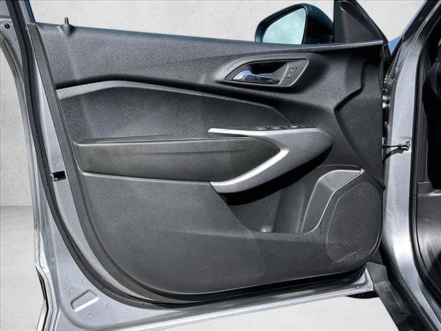 Used 2024 Chevrolet Trax LS FWD image 18