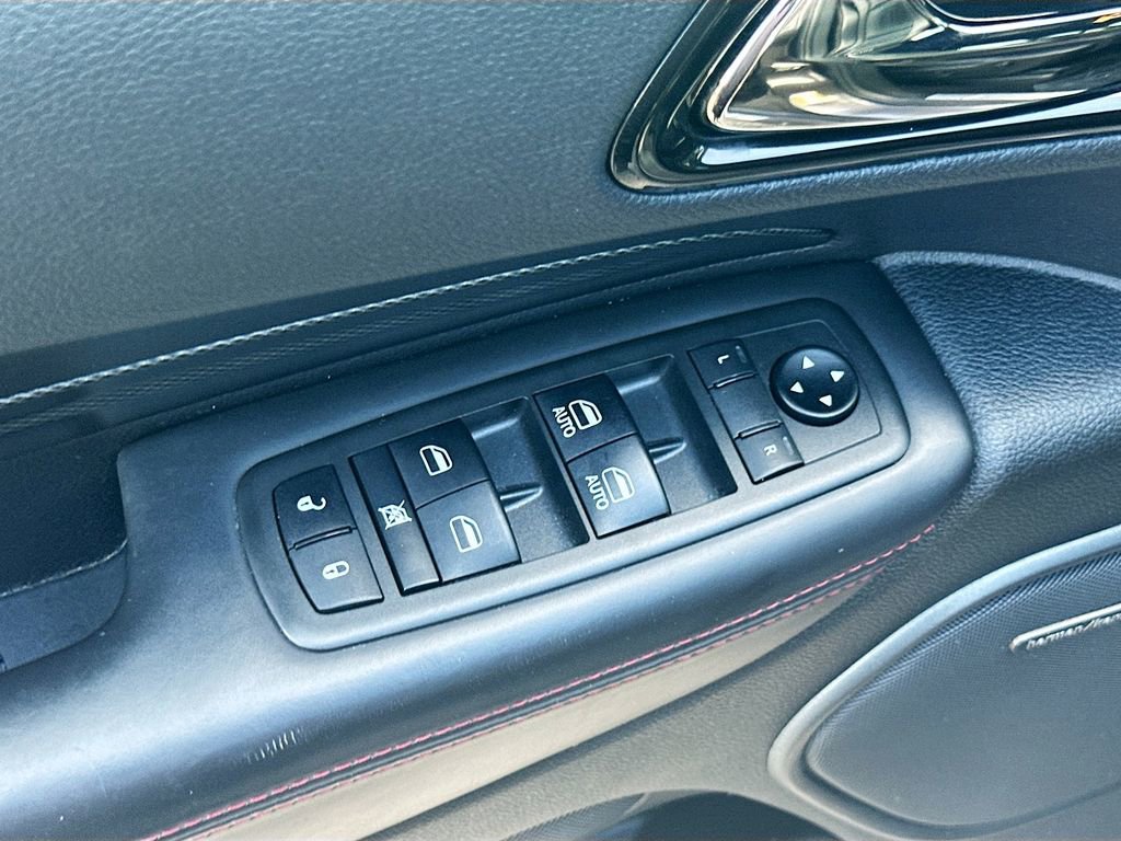 Used 2021 Dodge Durango R/T w/ Blacktop Package RWD image 18