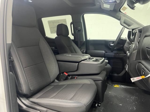 New 2026 Chevrolet Silverado 1500 Custom w/ Turbomax Blackout Package AWD/4WD image 25