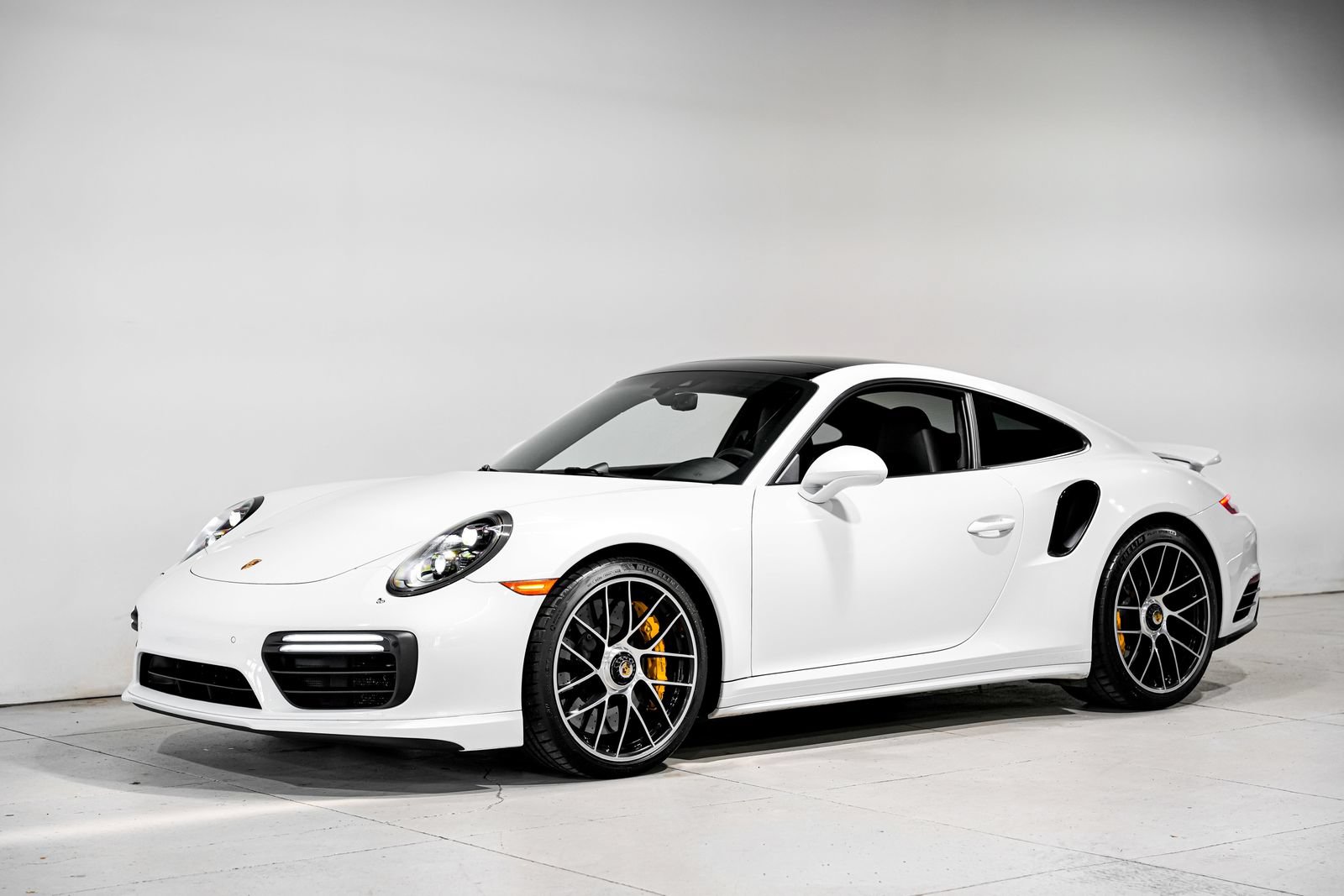 Used 2018 Porsche 911 Turbo S AWD/4WD image 6