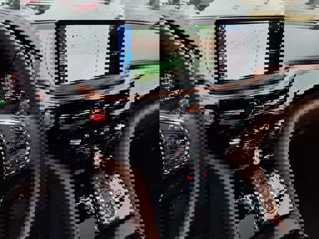 Certified 2026 Acura MDX w/Technology Package image 10