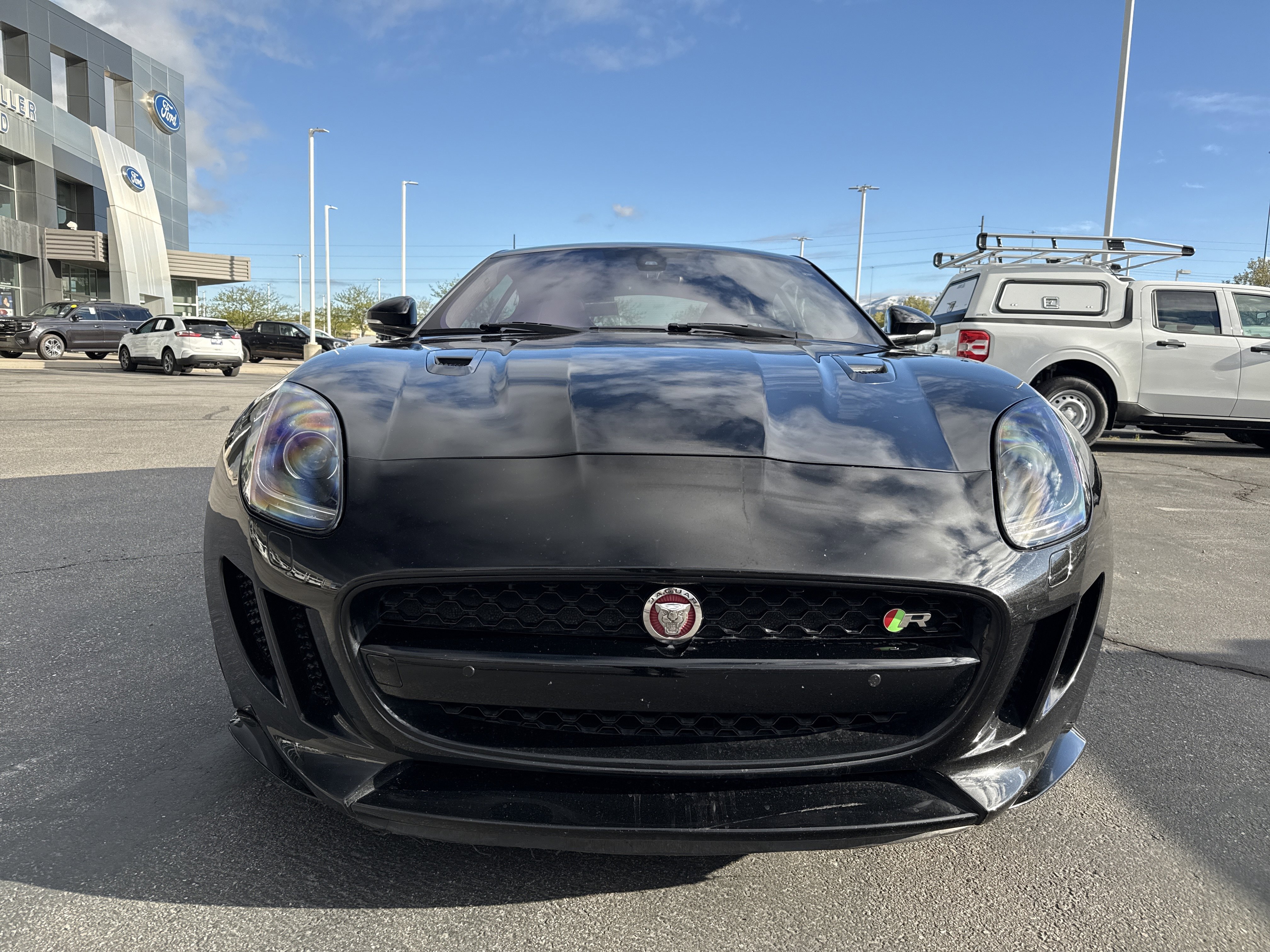 Used 2017 Jaguar F-TYPE R image 8
