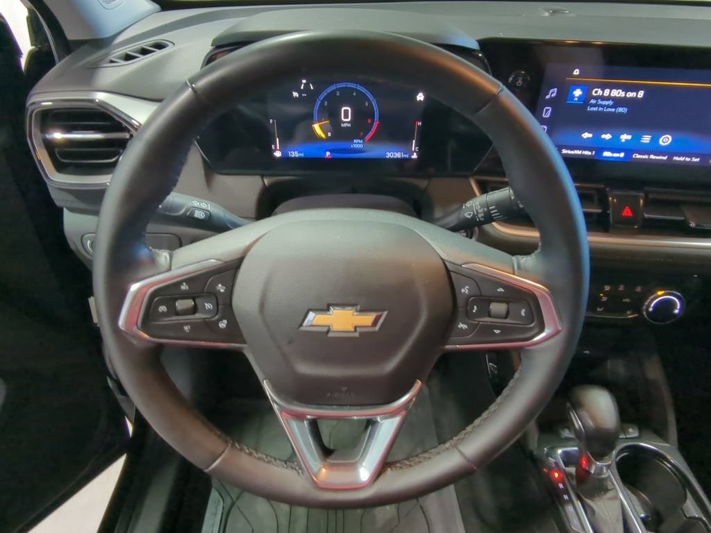 Used 2025 Chevrolet TrailBlazer LT FWD image 28