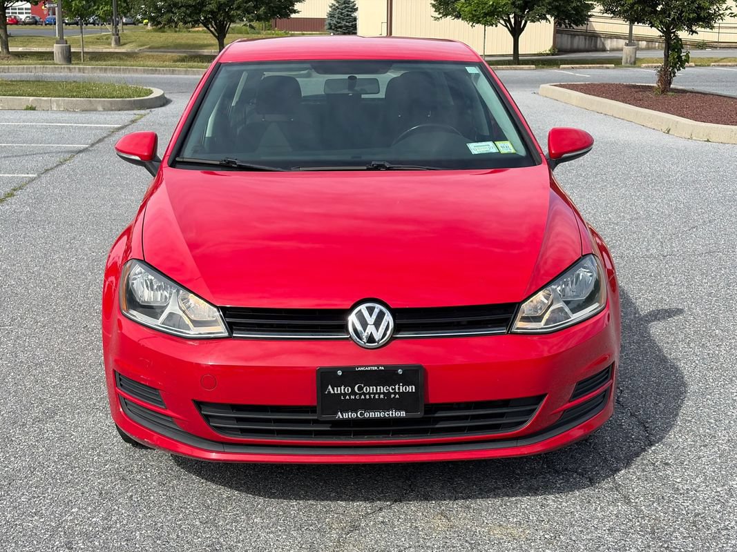 Used 2016 Volkswagen Golf S FWD image 3