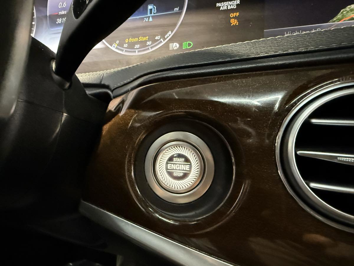 Used 2019 Mercedes-Benz S 450 4MATIC Sedan w/ Premium Package image 23