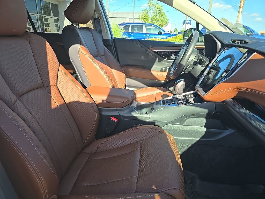 Used 2025 Subaru Outback Touring AWD/4WD image 25