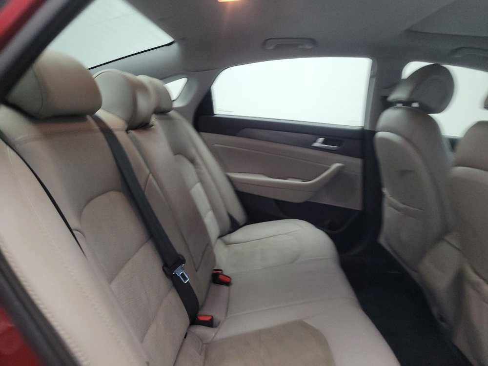 Used 2016 Hyundai Sonata Sport w/ Option Group 1V image 19