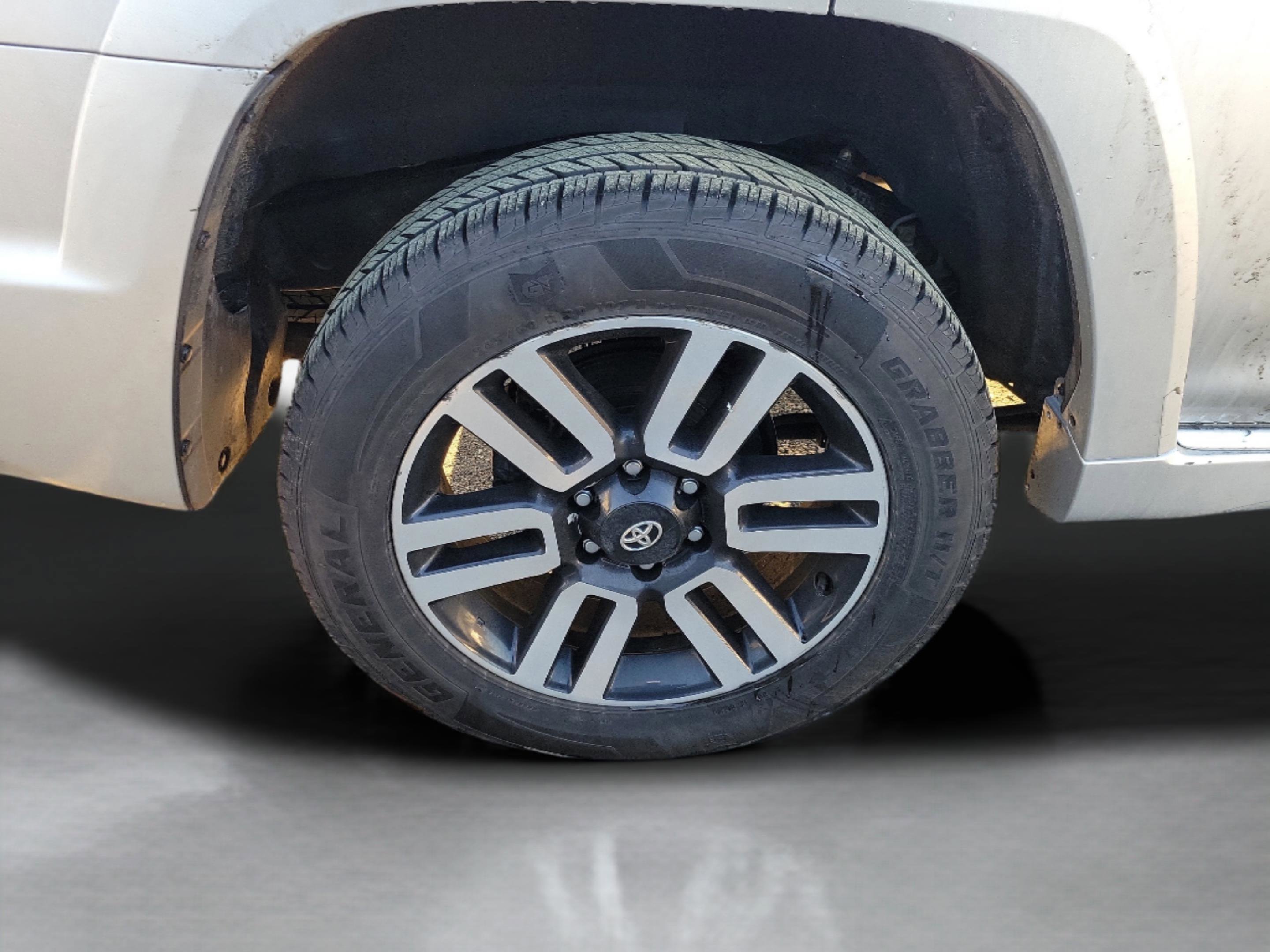 Used 2023 Toyota 4Runner Limited RWD image 25