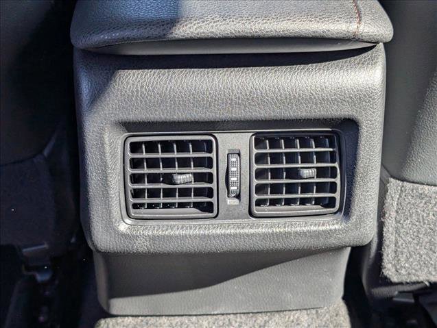 Used 2018 Toyota Camry XLE FWD image 14