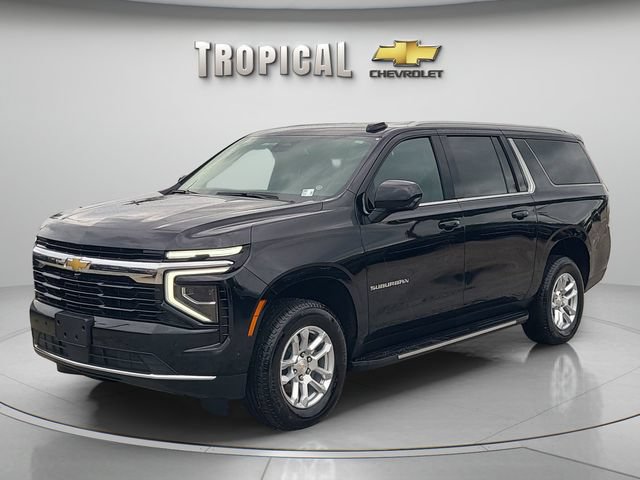 Used 2025 Chevrolet Suburban LS RWD 360° Tour