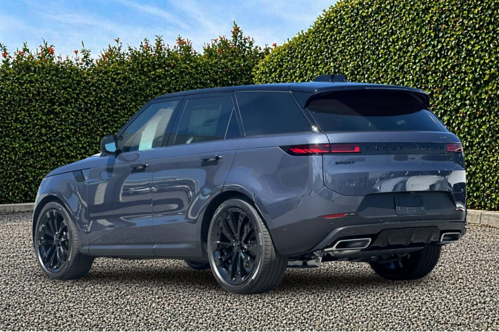 New 2026 Land Rover Range Rover Sport SE AWD/4WD image 4