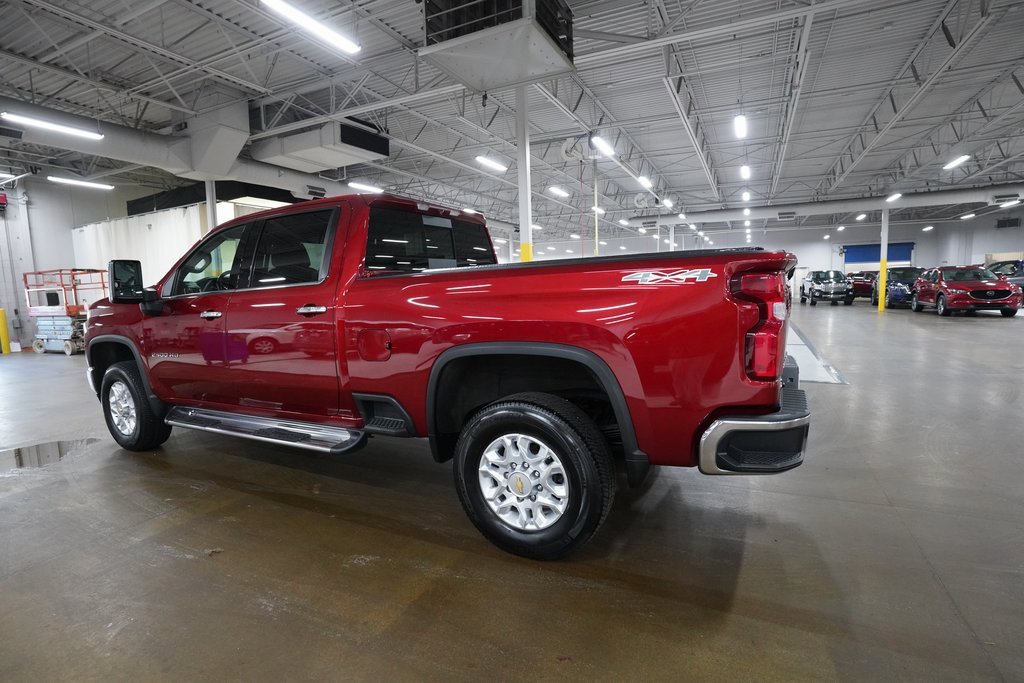 Used 2021 Chevrolet Silverado 2500 LTZ w/ LTZ Convenience Package image 12