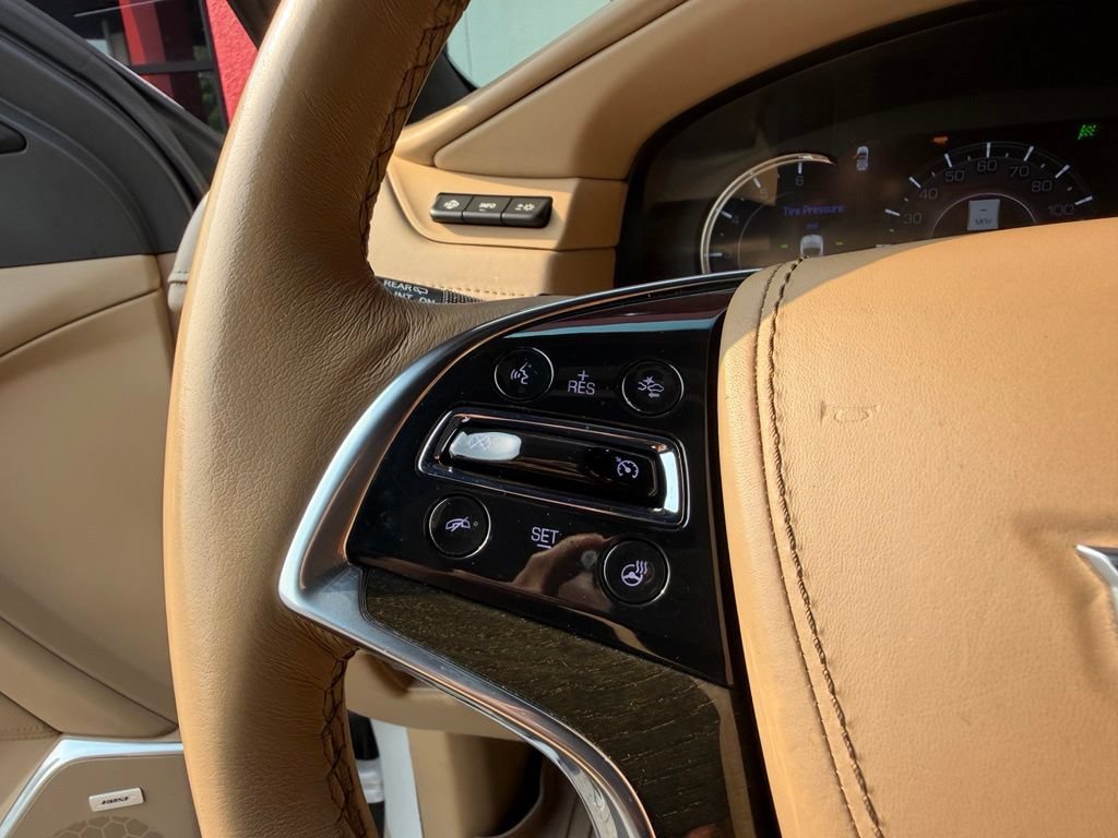 Used 2019 Cadillac Escalade ESV Platinum AWD/4WD image 19