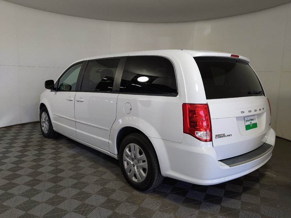 Used 2017 Dodge Grand Caravan SE FWD image 3