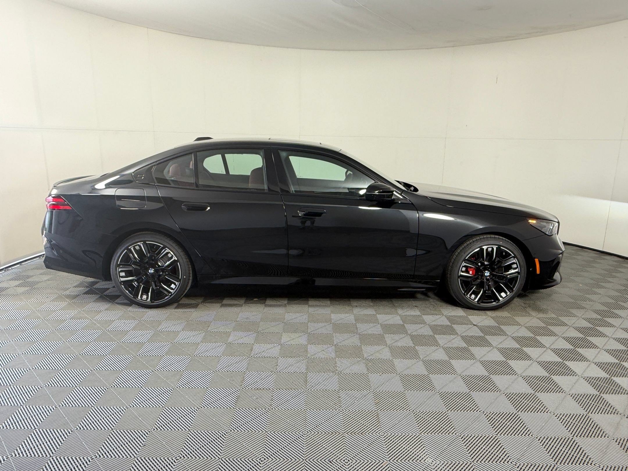 Used 2026 BMW i5 M60 AWD/4WD image 8