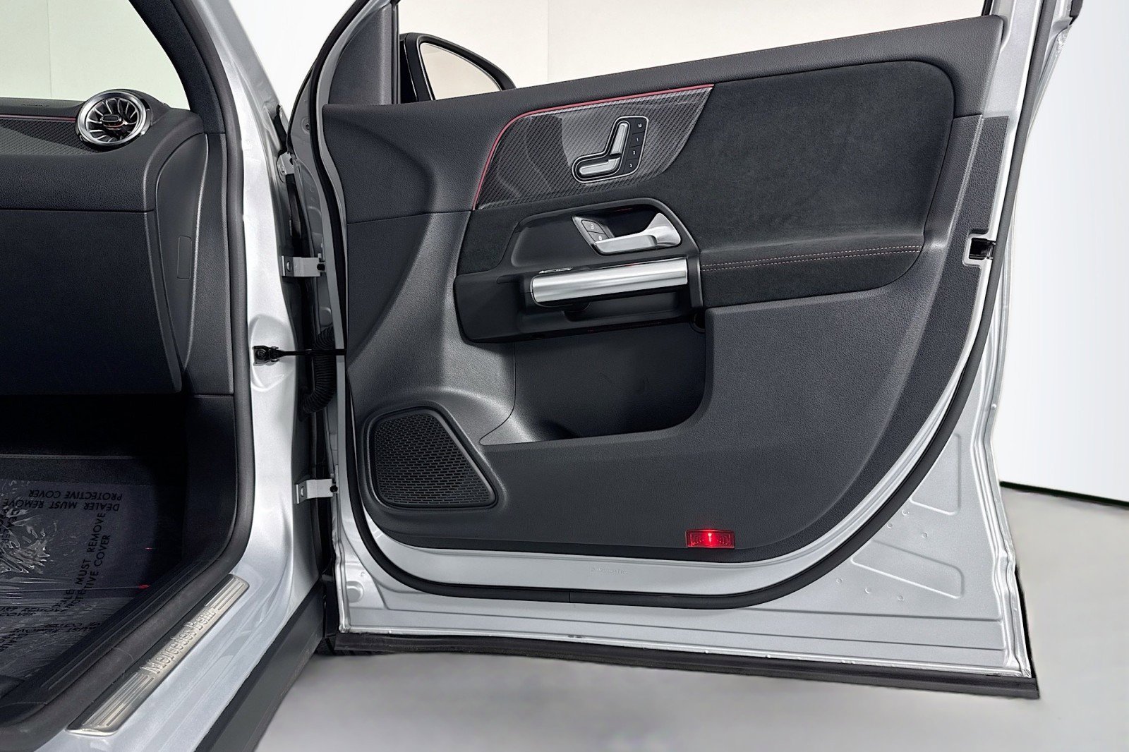 Certified 2023 Mercedes-Benz GLA 250 image 23