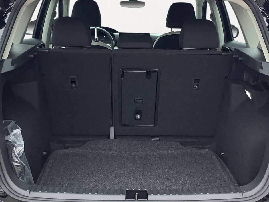 New 2026 Volkswagen Taos S image 14