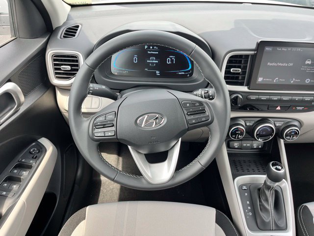 New 2026 Hyundai Venue SEL FWD image 8