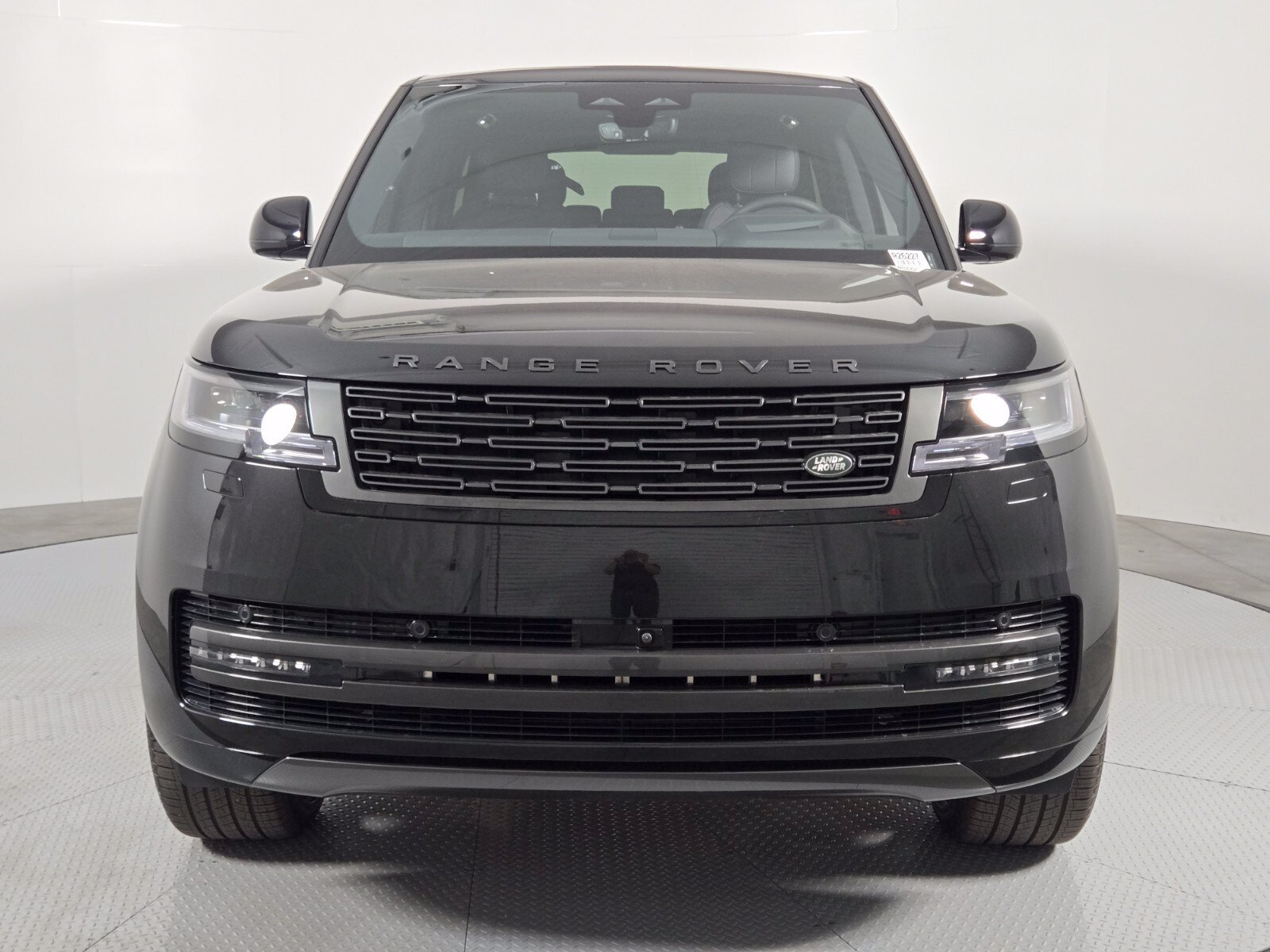New 2026 Land Rover Range Rover SE AWD/4WD image 8