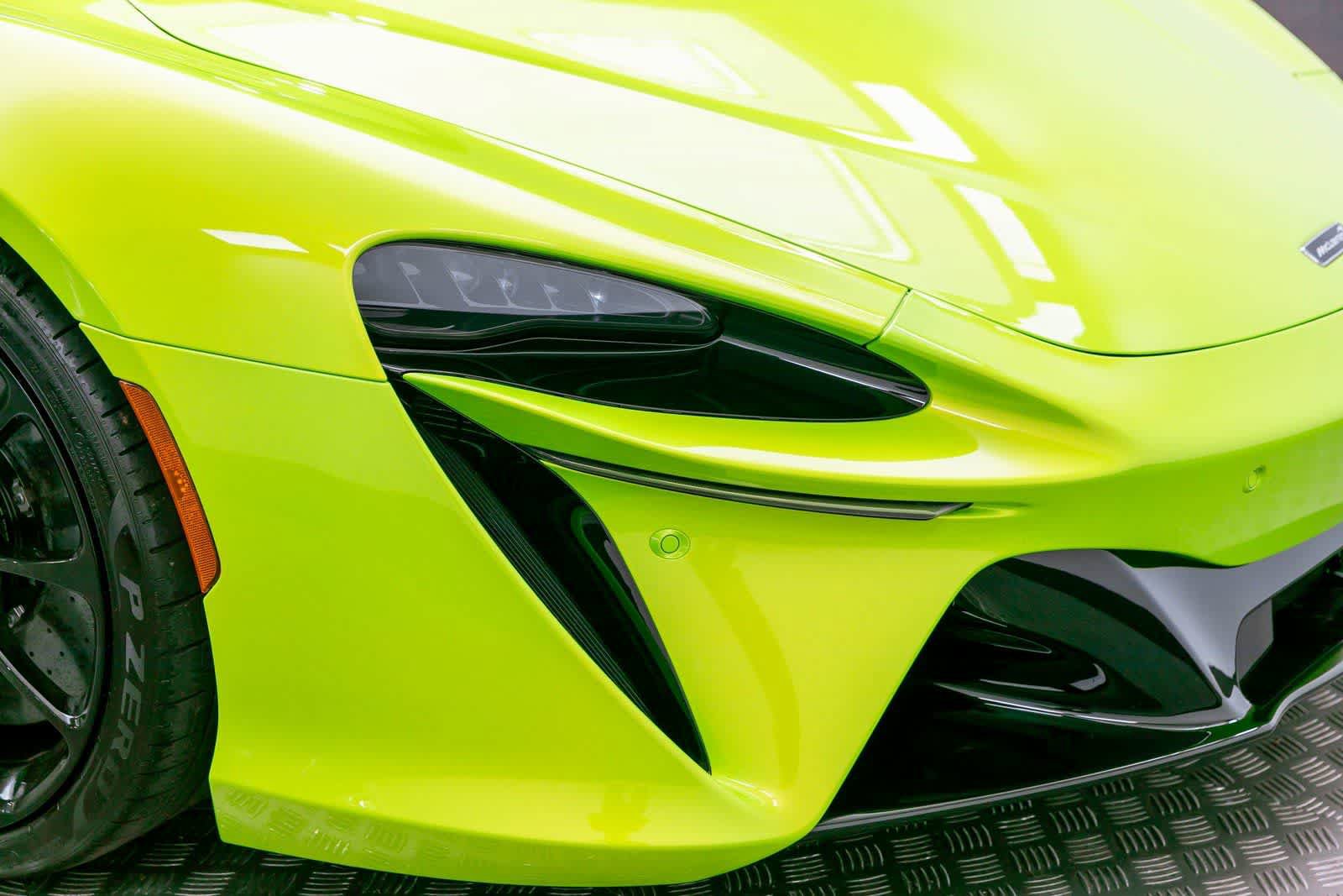 New 2026 McLaren Artura RWD image 42