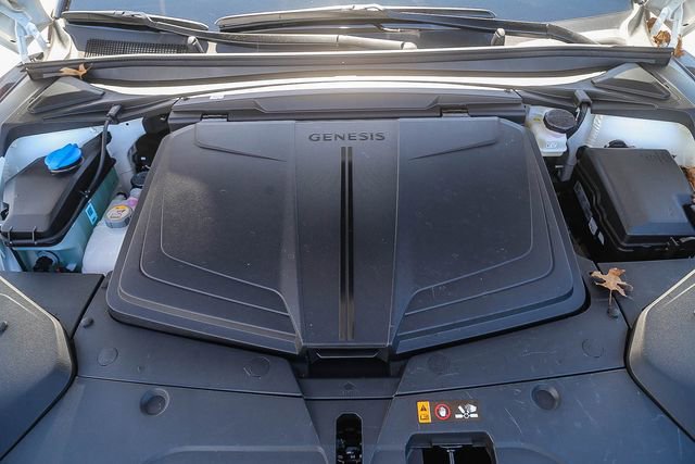 Used 2023 Genesis GV60 Performance image 31