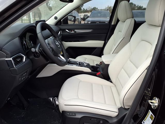 New 2025 MAZDA CX-5 AWD 2.5 S w/ Premium Plus Pkg image 12