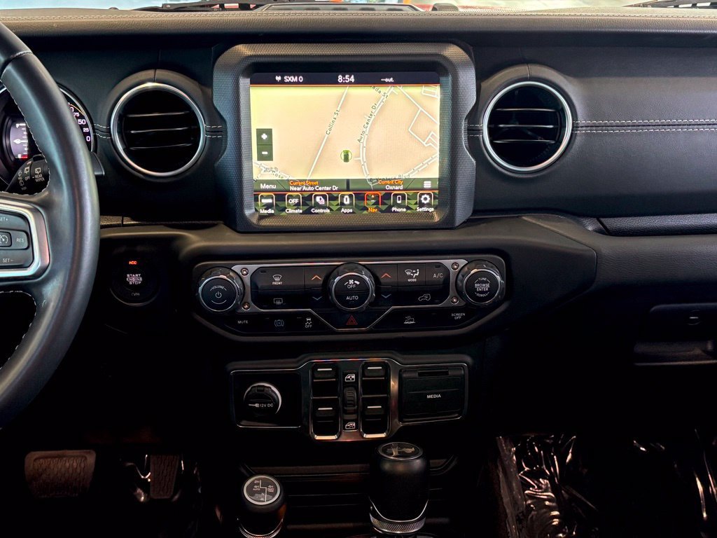 Used 2022 Jeep Wrangler Unlimited Sahara AWD/4WD image 29