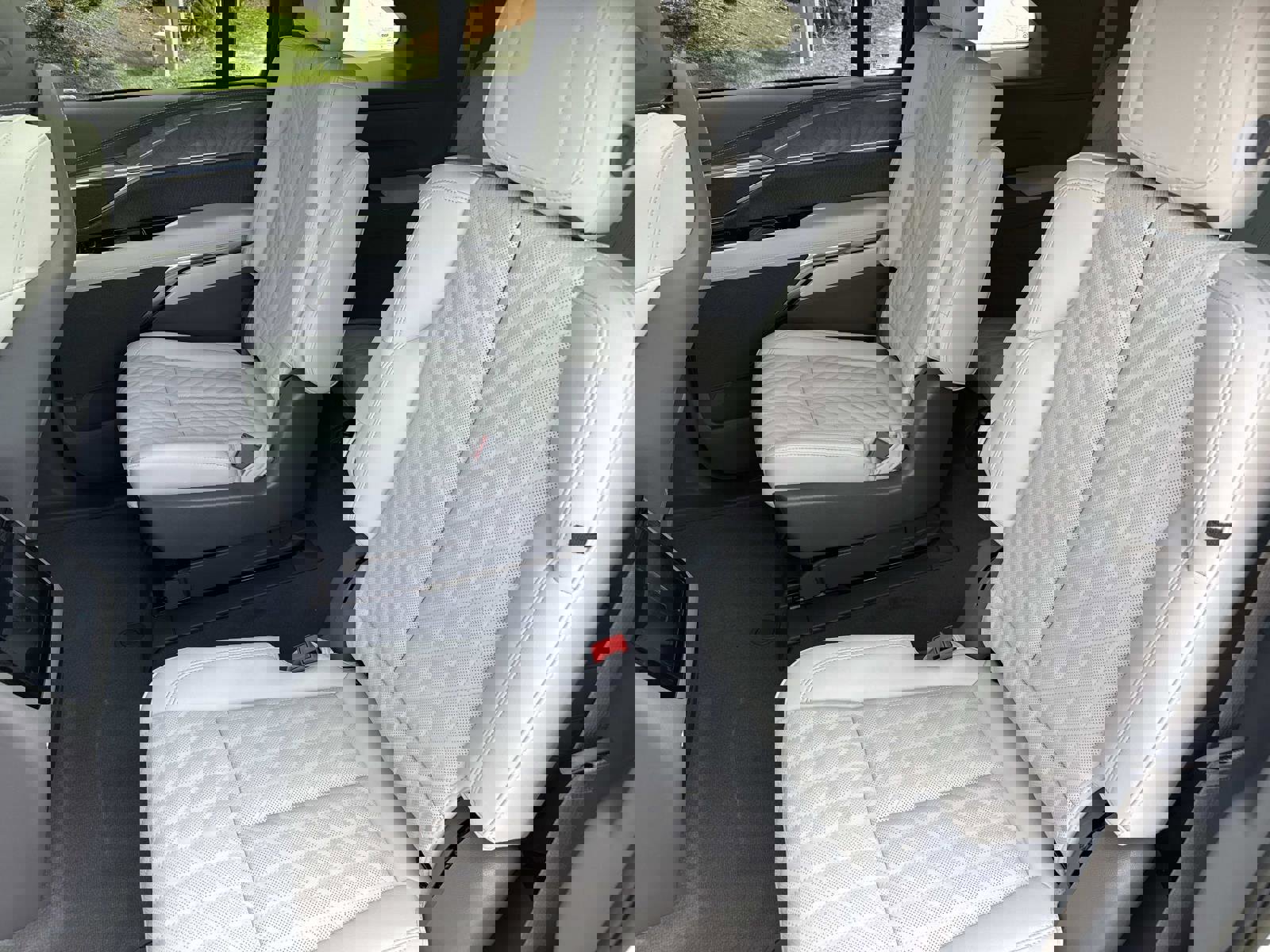 New 2025 Cadillac Escalade IQ Luxury 1 image 13