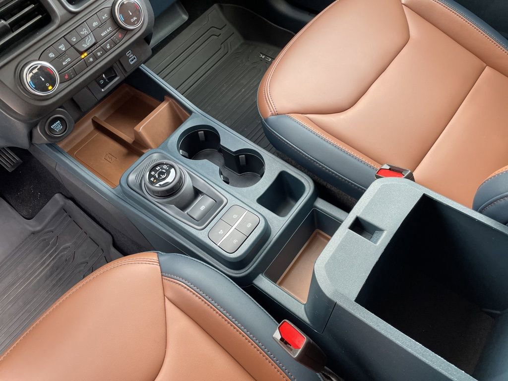 Used 2023 Ford Maverick Lariat w/ Lariat Luxury Package image 9