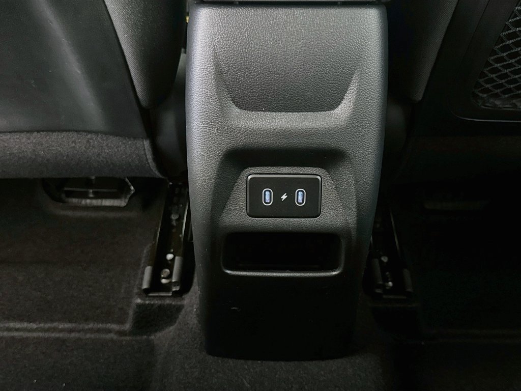 New 2026 Hyundai Venue SEL FWD image 25