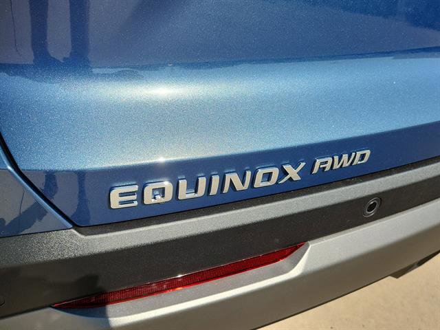New 2026 Chevrolet Equinox LT w/ Convenience Package II AWD/4WD image 12