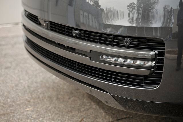 New 2026 Land Rover Range Rover SE image 3