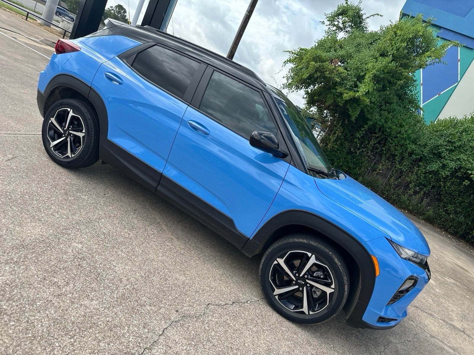 Used 2023 Chevrolet TrailBlazer RS w/ Sun and Liftgate Package AWD/4WD image 6
