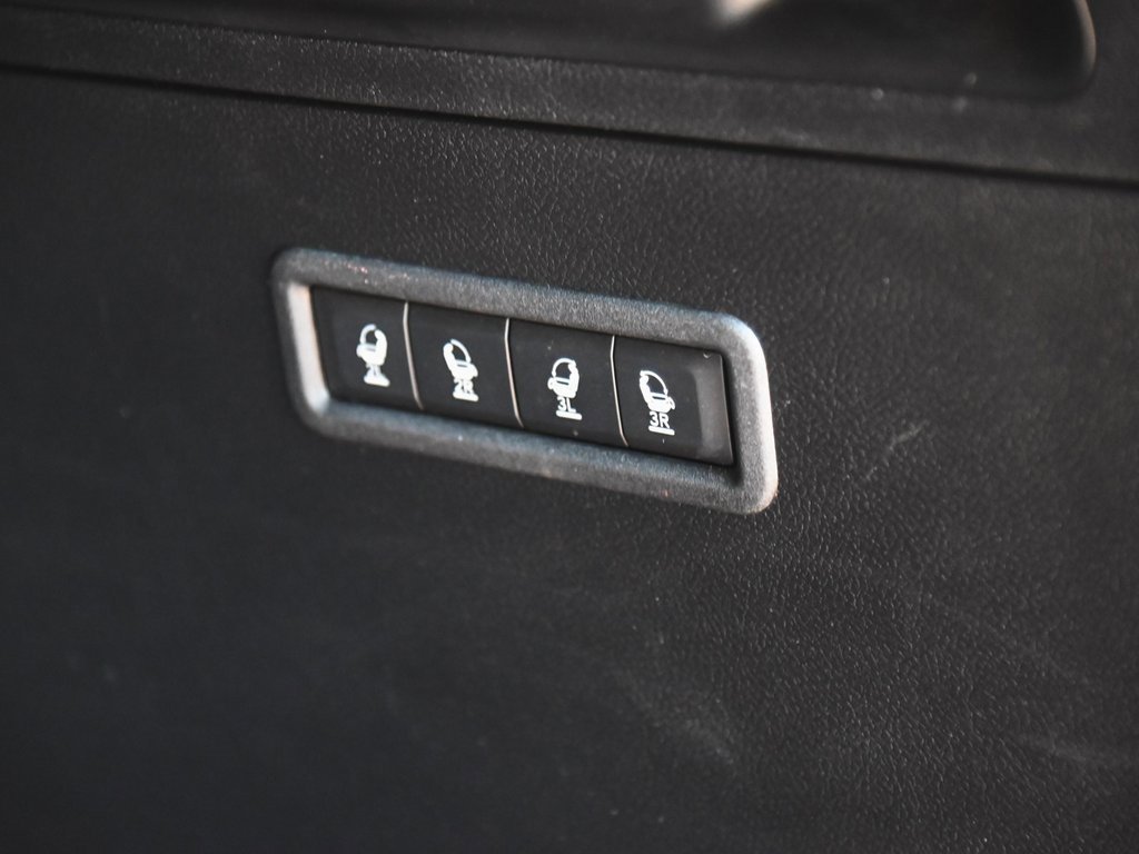 Used 2022 Jeep Wagoneer Series III image 35