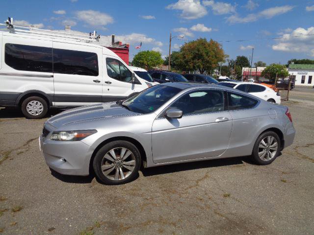 Used 2010 Honda Accord EX-L image 4