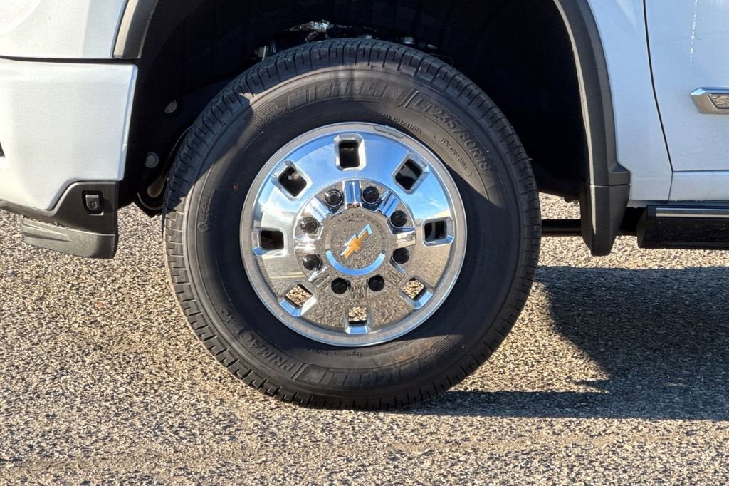 New 2026 Chevrolet Silverado 3500 High Country w/ High Country Premium Package image 25