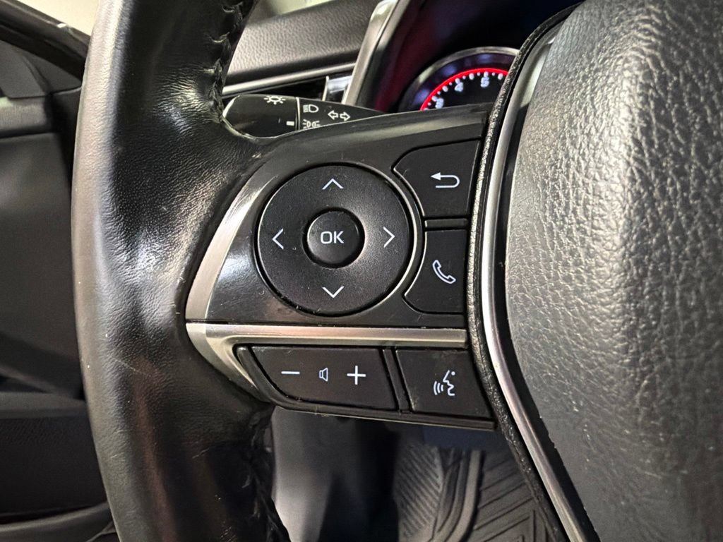 Used 2020 Toyota Camry XSE FWD image 18