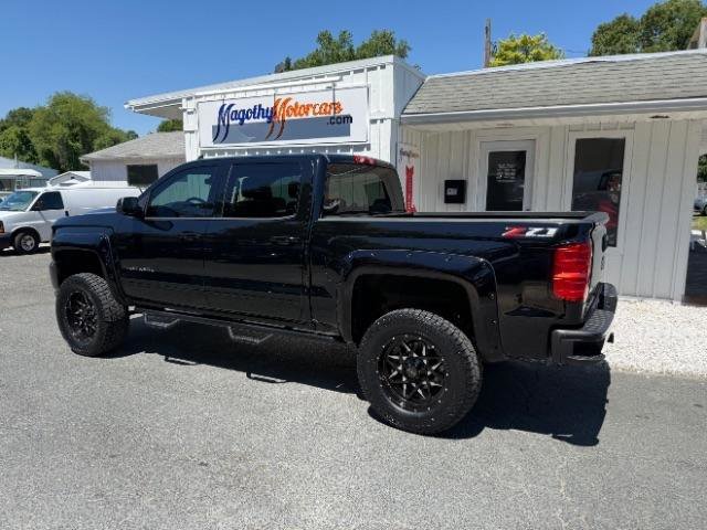 Used 2018 Chevrolet Silverado 1500 LT w/ All Star Edition AWD/4WD image 13