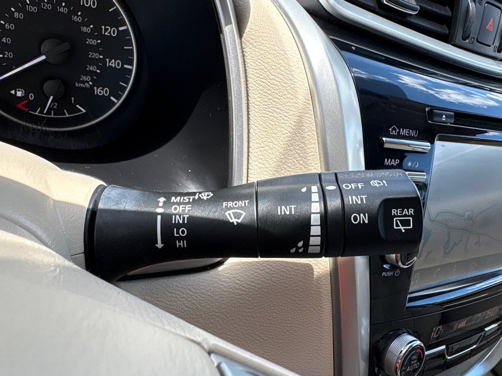 Used 2017 Nissan Murano Platinum w/ Platinum Technology Package FWD image 25