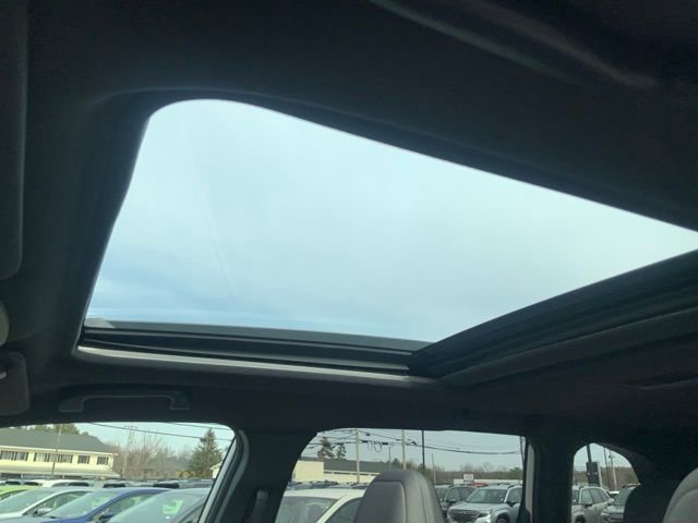 Certified 2025 Subaru Forester Premium image 17