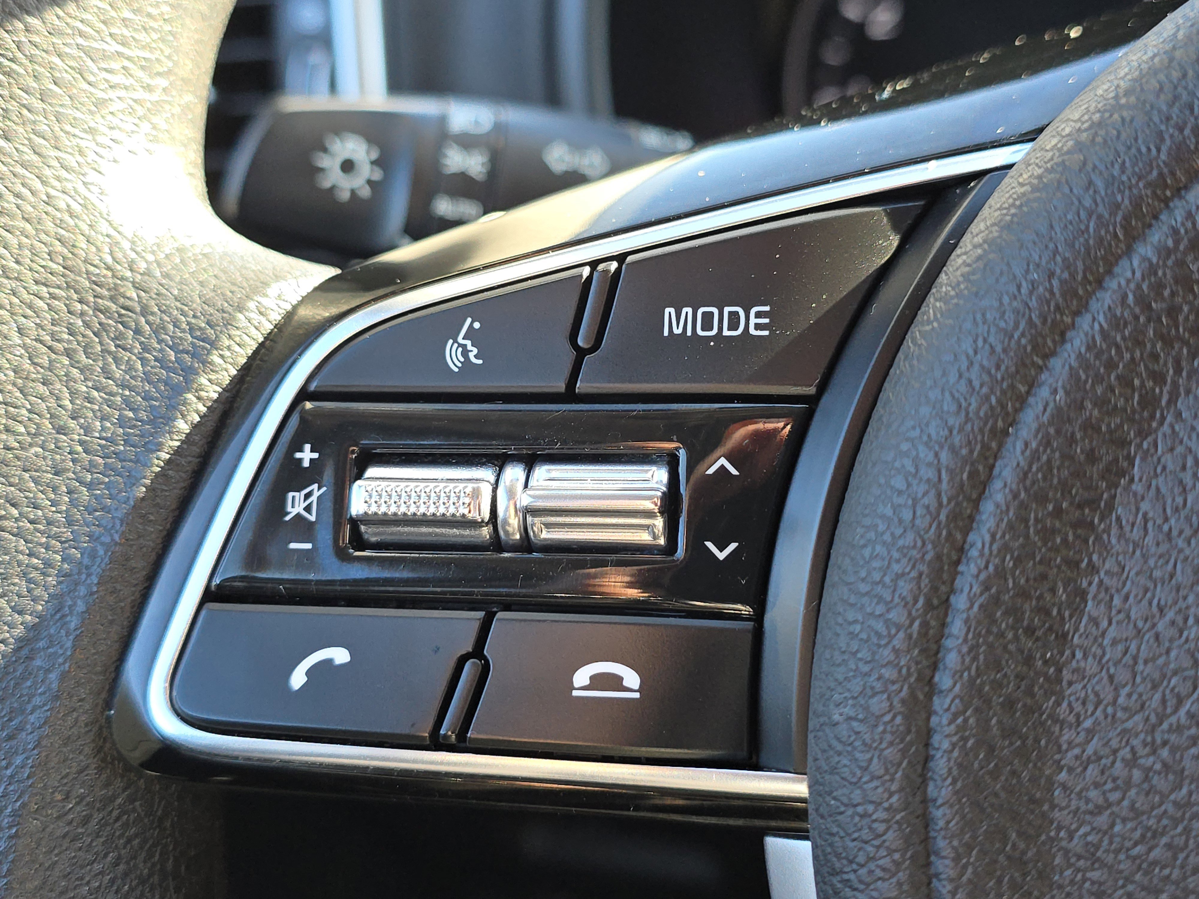 Used 2020 Kia Sportage LX image 25